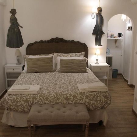 Livia'S Charming Room Trevignano Romano Εξωτερικό φωτογραφία
