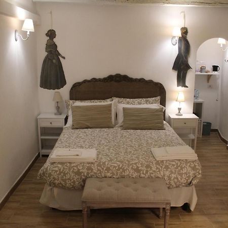 Livia'S Charming Room Trevignano Romano Εξωτερικό φωτογραφία