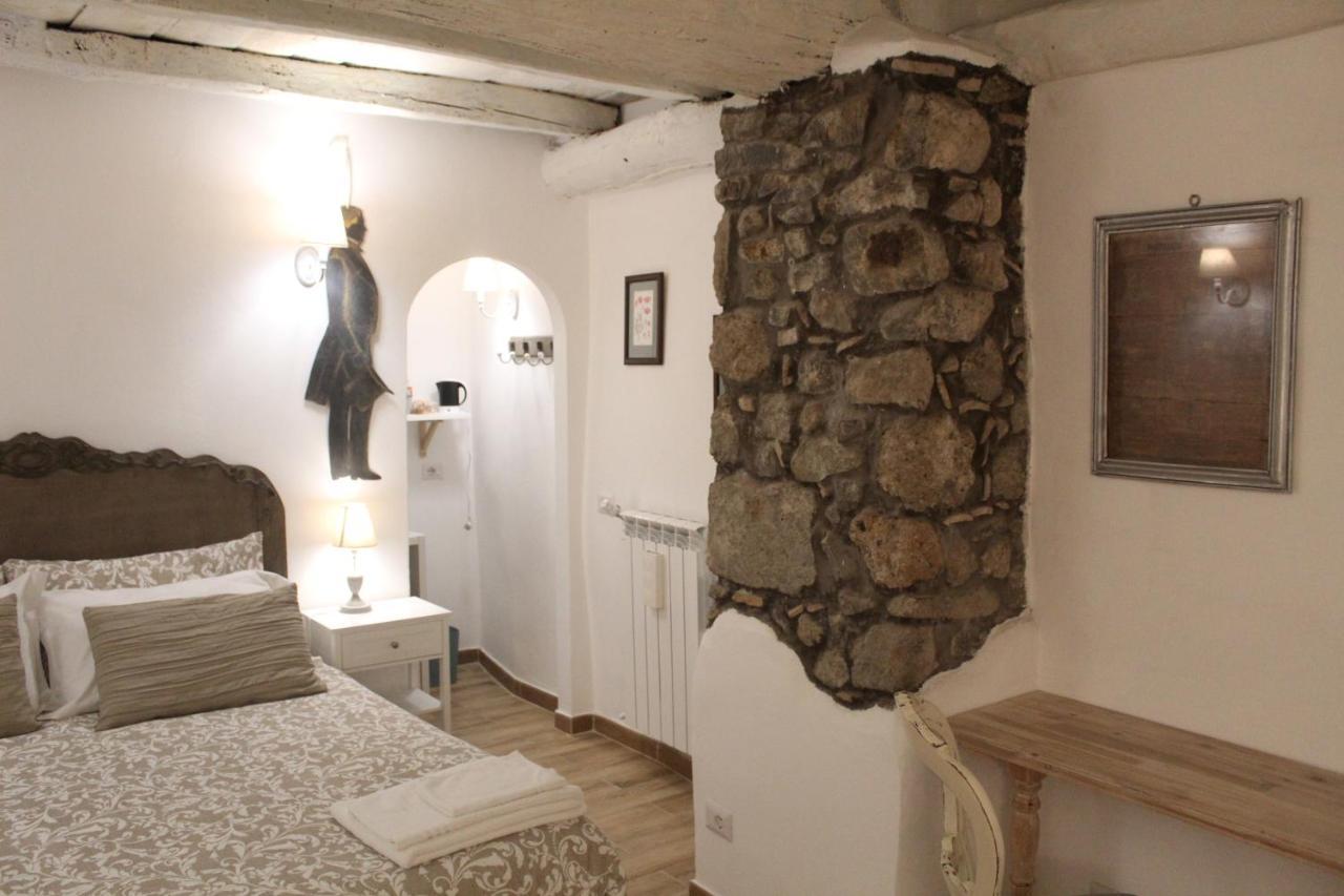 Livia'S Charming Room Trevignano Romano Εξωτερικό φωτογραφία